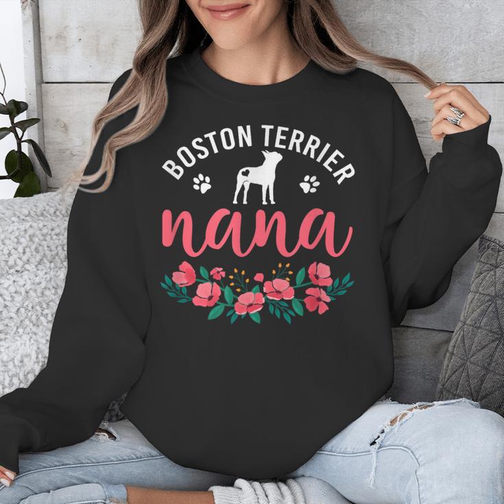 Boston Terrier Grandma Nana Dog Lover Christmas Unisex Sweatshirt, Boston Terrier Christmas Gifts, funny design