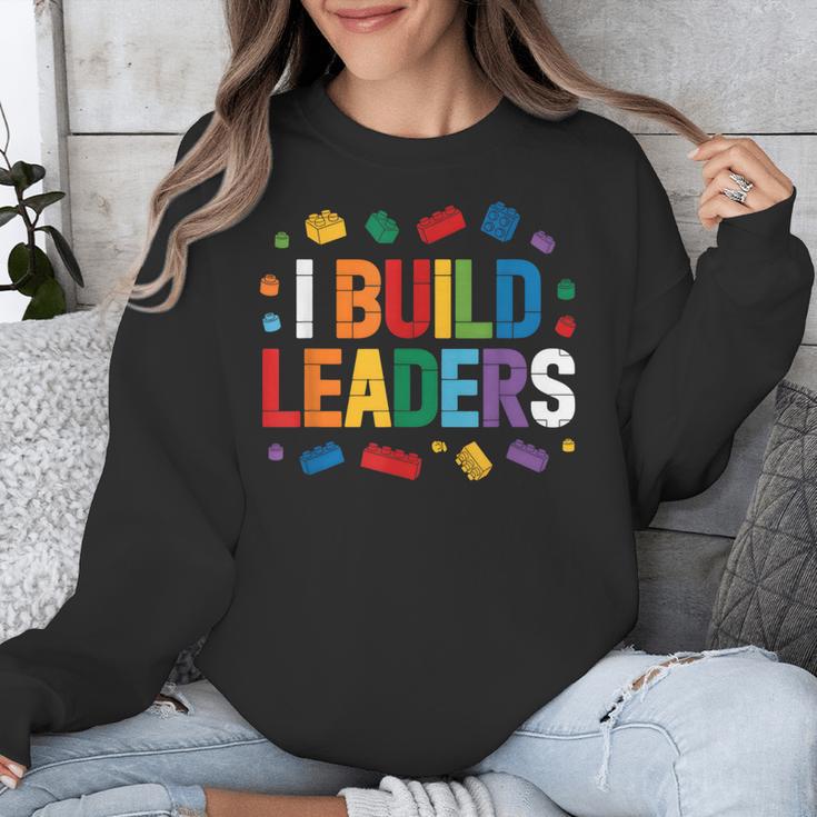I Build Leaders Bricks Building Blocks Teacher Brick Builder Unisex Sweatshirt, funny design