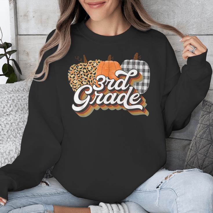 Fall Teacher Shirt 3rd Grade Teacher Retro Halloween Pumpkin Unisex Sweatshirt, funny design