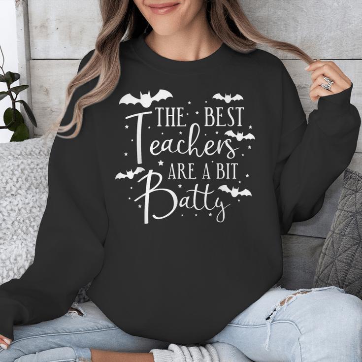 Halloween Best Teachers Are A Bit Batty Spooky Bats Unisex Sweatshirt, funny design Halloween Best Teachers Are A Bit Batty Spooky Bats Unisex Sweatshirt, funny design