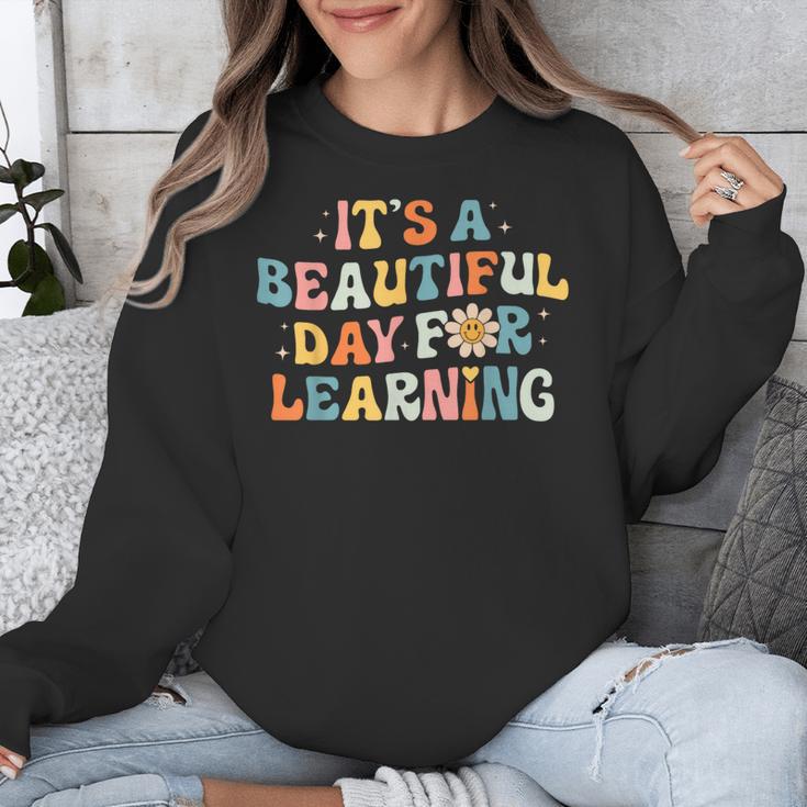 It's Beautiful Day For Learning Retro Teacher Women Men Unisex Sweatshirt, funny design It's Beautiful Day For Learning Retro Teacher Women Men Unisex Sweatshirt, funny design