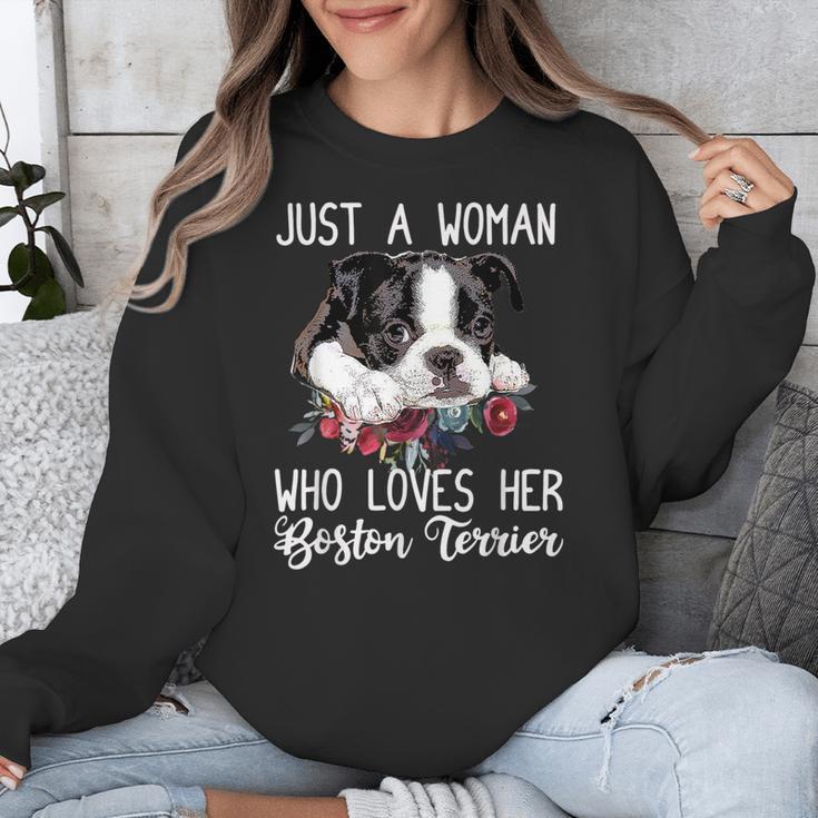 Just a Woman Who Loves Her Boston Terrier Cute Dog Mom Unisex Sweatshirt, Mom Gifts, Boston Terrier Mom Gifts, funny design
