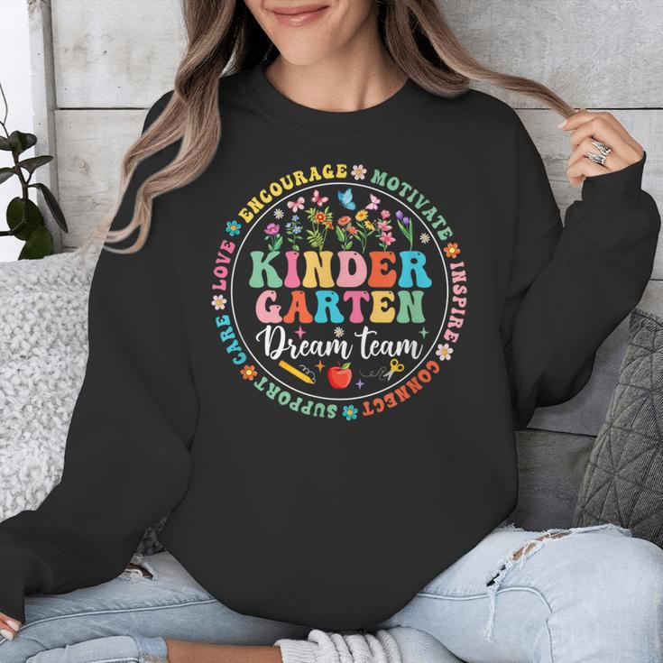 Kindergarten Dream Team Back To School Teacher Flower For Men Women Girls Kids Unisex Sweatshirt, funny design