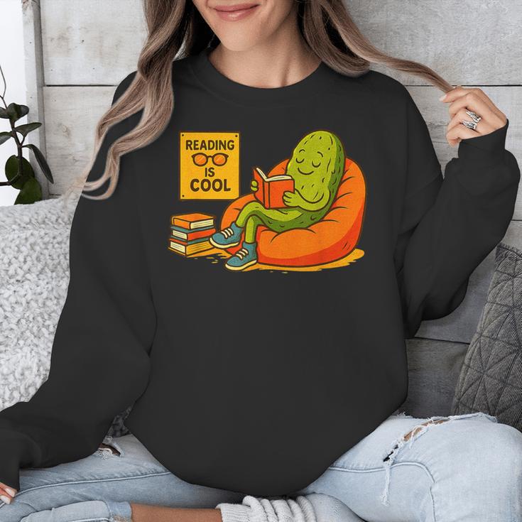 Pickle Reading Books Bookworm Teacher Librarian Kids Retro Unisex Sweatshirt, funny design Pickle Reading Books Bookworm Teacher Librarian Kids Retro Unisex Sweatshirt, funny design