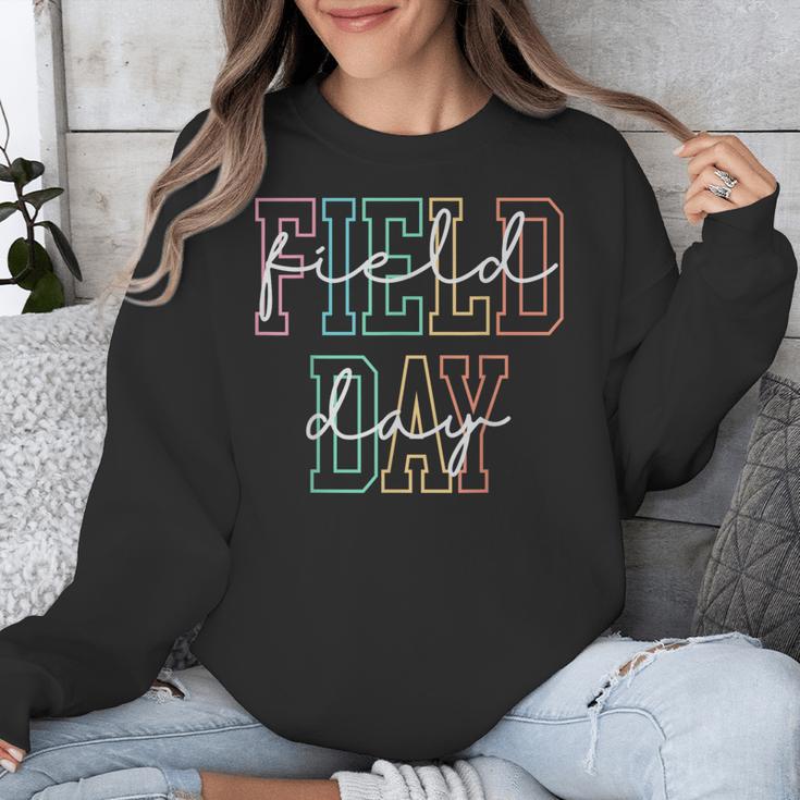 School Field Day Happy Field Day Tee Teacher Life Summer Unisex Sweatshirt, funny design School Field Day Happy Field Day Tee Teacher Life Summer Unisex Sweatshirt, funny design