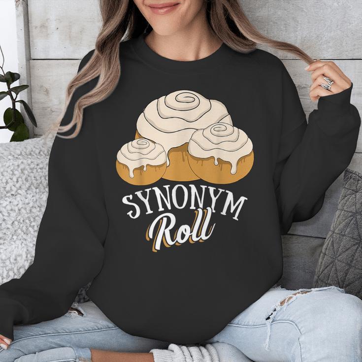 Synonym Roll Teacher And Grammar Geeks Pun For Men Women Kids Unisex Sweatshirt, funny design Synonym Roll Teacher And Grammar Geeks Pun For Men Women Kids Unisex Sweatshirt, funny design