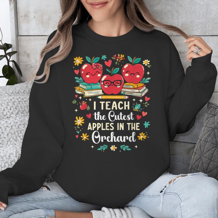 I Teach The Cutest Apples In The Orchard Cute Fall Teacher Unisex Sweatshirt, funny design