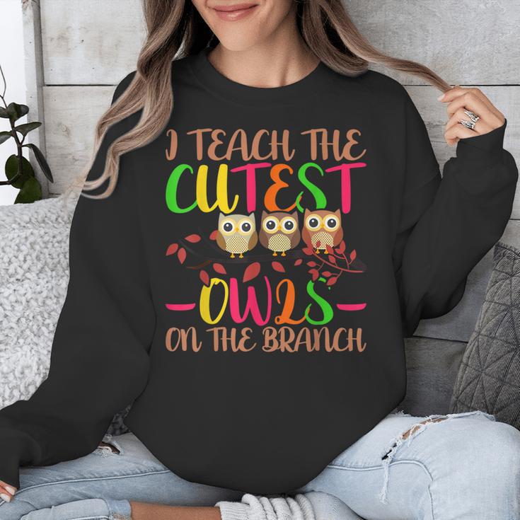 I Teach The Cutest Owls Christmas Or Teachers Day Unisex Sweatshirt, funny design