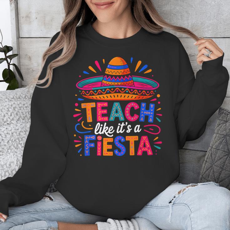 Teach Like It'S A Fiesta Teachers Sombrero Cinco De Mayo Unisex Sweatshirt, funny design