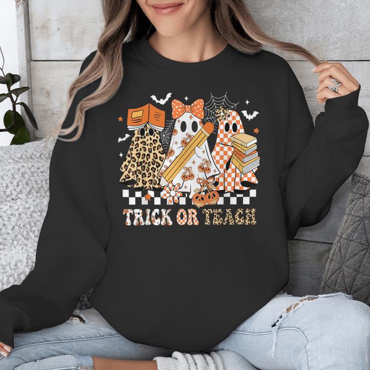 Trick Or Teach Groovy Teacher Halloween Floral Ghost Unisex Sweatshirt, Groovy Teacher Gifts, funny design