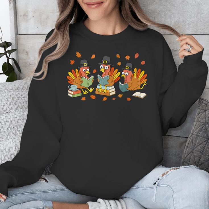 Turkey Reading Books Fall Thanksgiving Teacher Student Unisex Sweatshirt, funny design Turkey Reading Books Fall Thanksgiving Teacher Student Unisex Sweatshirt, funny design