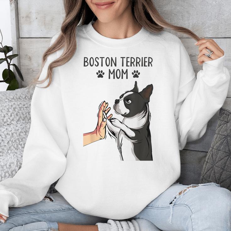 Boston Terrier Mom Dogs Mum Woman Unisex Sweatshirt, Mom Gifts, Boston Terrier Mom Gifts, funny design
