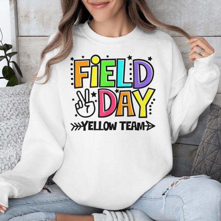 Field Day Yellow Team For Teacher Kids Field Day Games Unisex Sweatshirt, funny design Field Day Yellow Team For Teacher Kids Field Day Games Unisex Sweatshirt, funny design