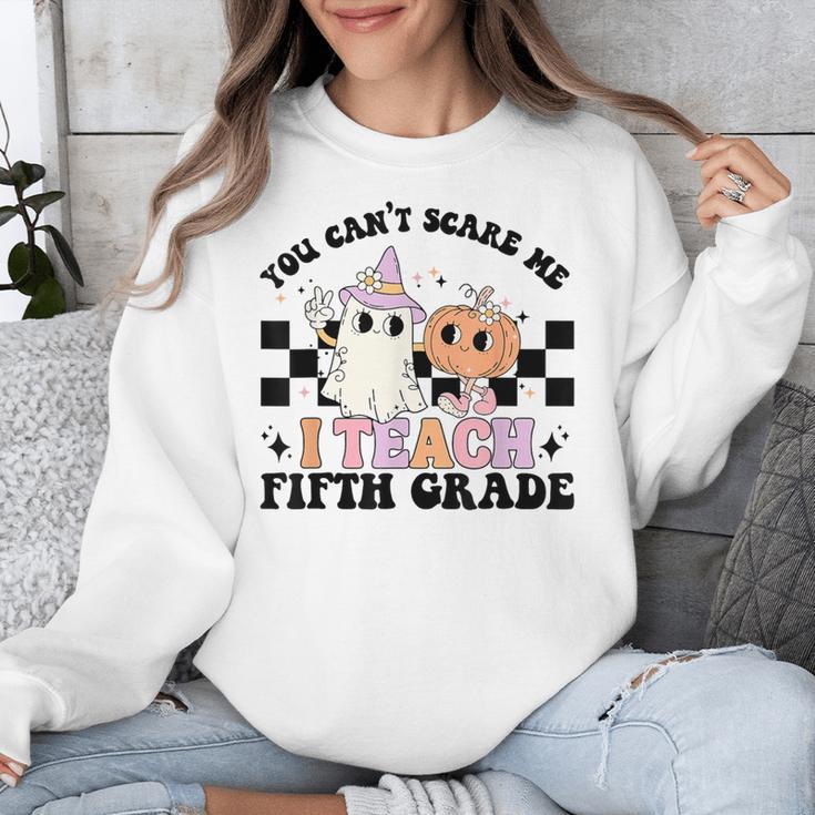 Retro You Can't Scare Me I Teach 5th Grade Teacher Halloween Unisex Sweatshirt, funny design