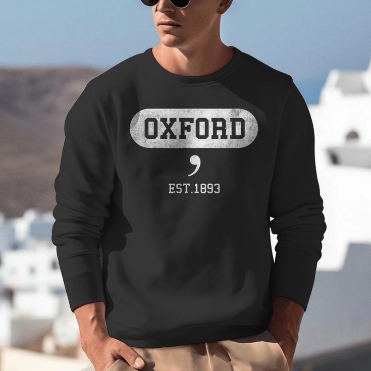 Oxford Comma English Teacher Shirt T-Shirt Unisex Sweatshirt, English Teacher Sweatshirts, funny gift Oxford Comma English Teacher Shirt T-Shirt Unisex Sweatshirt, English Teacher Sweatshirts, funny gift