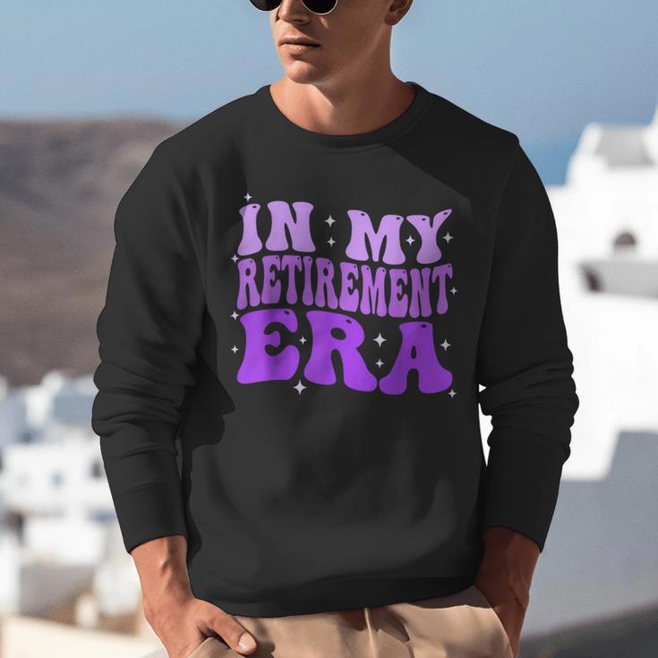 In My Retirement Era Groovy Retired Teacher 2025 Women Unisex Sweatshirt, Groovy Teacher Sweatshirts, funny gift In My Retirement Era Groovy Retired Teacher 2025 Women Unisex Sweatshirt, Groovy Teacher Sweatshirts, funny gift