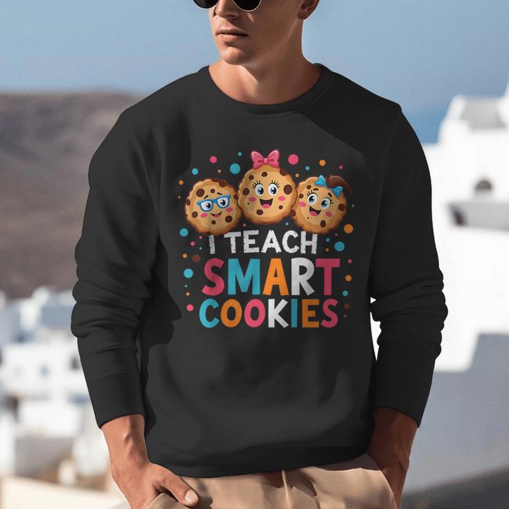 I Teach Smart Cookies Cute Back To School Teacher Unisex Sweatshirt, funny gift