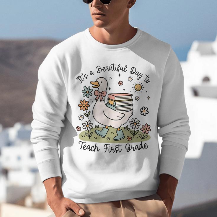 Cute Goose It's A Beautiful Day To Teach 1st Grade Teacher Unisex Sweatshirt, funny gift Cute Goose It's A Beautiful Day To Teach 1st Grade Teacher Unisex Sweatshirt, funny gift