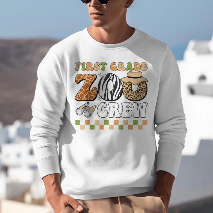 Field Zoo Trip Teacher First Grade Crew Back To School Unisex Sweatshirt, First Grade Teacher Sweatshirts, funny gift