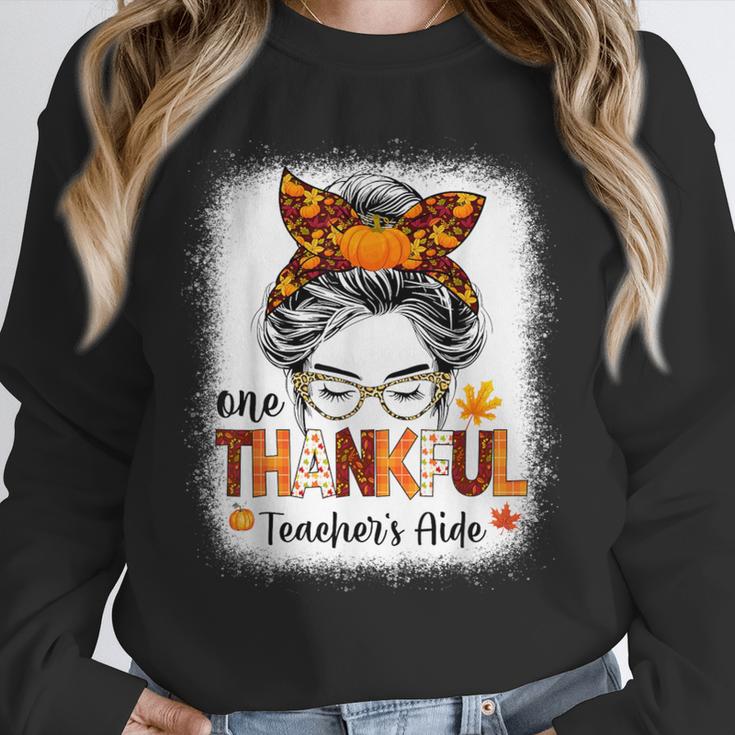 One Thankful Teacher's Aide Messy Bun Thanksgiving Fall Unisex Sweatshirt, novelty gifts, funny gifts