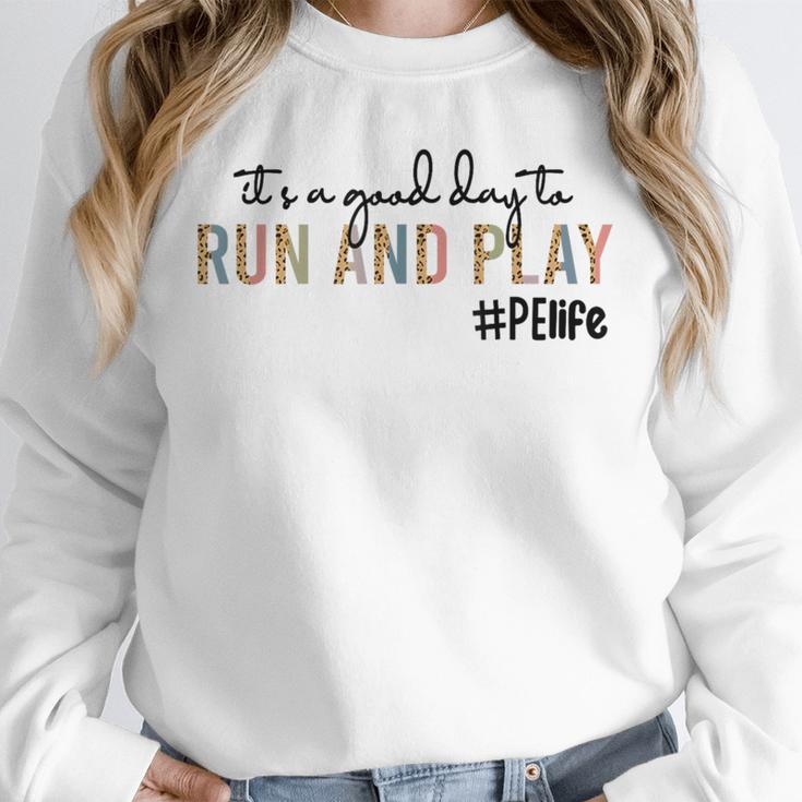 It's a Good Day To Run And Play Leopard PE Teacher Life Unisex Sweatshirt, novelty gifts, funny gifts It's a Good Day To Run And Play Leopard PE Teacher Life Unisex Sweatshirt, novelty gifts, funny gifts