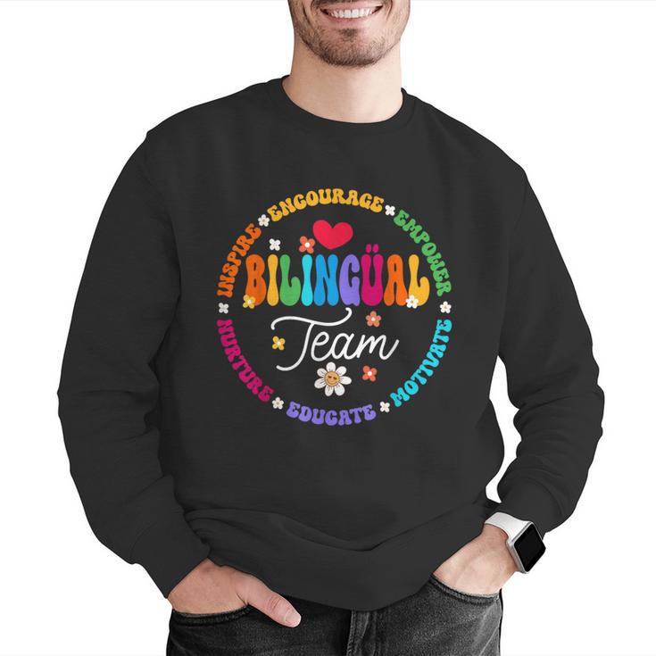Cultivando Bilingues Dual Language Bilingual Team Teacher Men Graphic Sweatshirt, funny gift Cultivando Bilingues Dual Language Bilingual Team Teacher Men Graphic Sweatshirt, funny gift