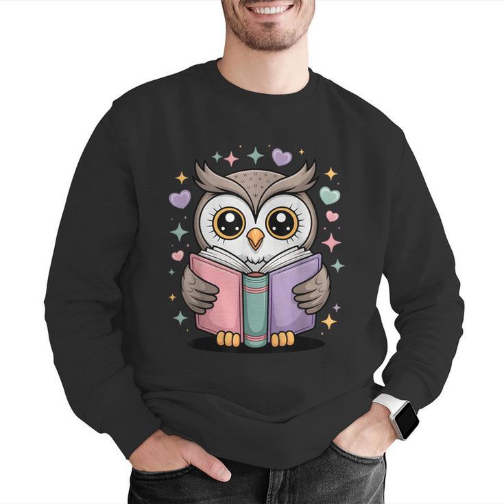 Cute Reading Owl Book Lover Teacher Librarian Bookworm Men Graphic Sweatshirt, funny gift
