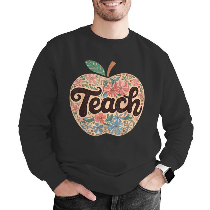 Cute Teacher With Apple Retro Teacher Kids Back To School Men Graphic Sweatshirt, funny gift