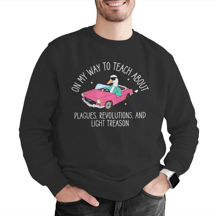 History Teacher Silly Goose Back To School Social Studies Men Graphic Sweatshirt, History Teacher Sweatshirts, funny gift History Teacher Silly Goose Back To School Social Studies Men Graphic Sweatshirt, History Teacher Sweatshirts, funny gift