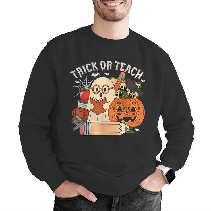 Trick Or Teach Retro Halloween Teacher Women Men Costume Men Graphic Sweatshirt, funny gift