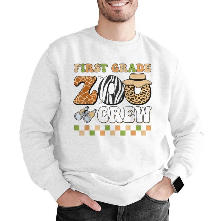 Field Zoo Trip Teacher First Grade Crew Back To School Men Graphic Sweatshirt, First Grade Teacher Sweatshirts, funny gift