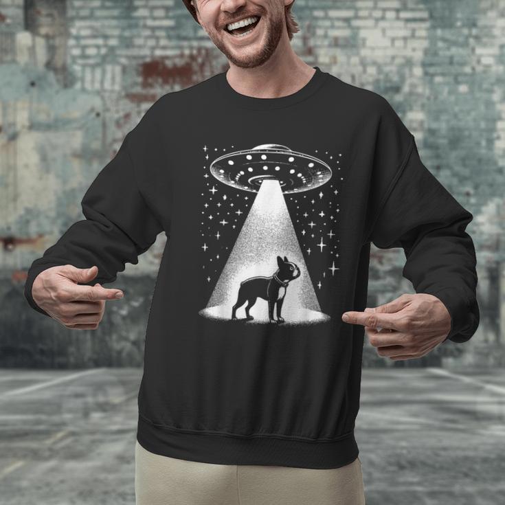 Boston Terrier Mom Dad Dog Alien UFO For Men Women Men Graphic Sweatshirt, Boston Terrier Mom Sweatshirts, Boston Terrier Dad Sweatshirts, gift for family, gift for coworker