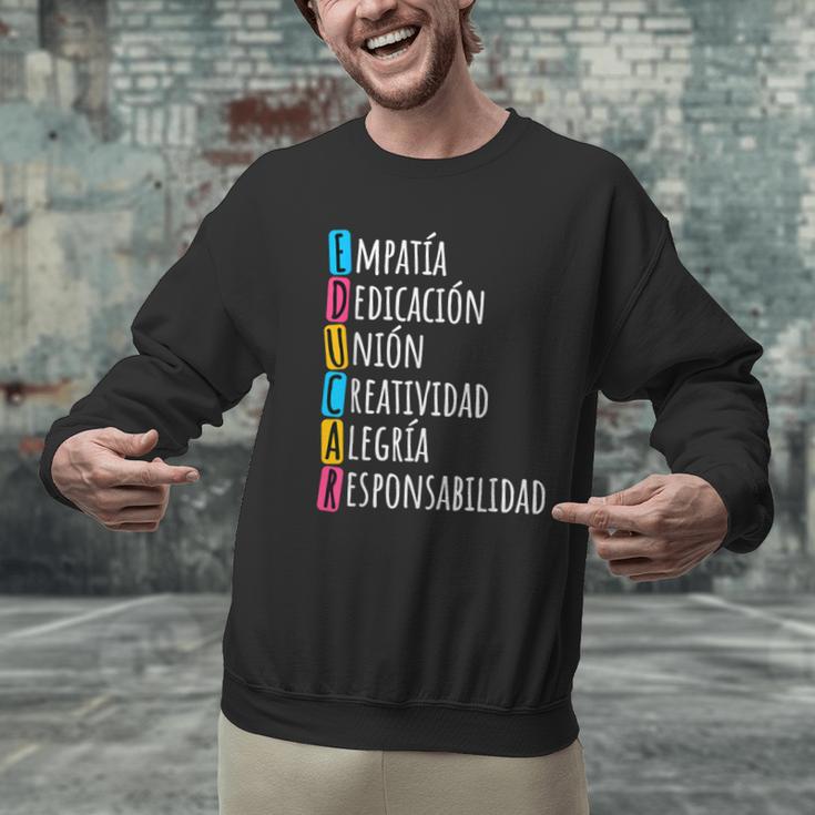 Educar Bilingual Spanish Teacher Men Graphic Sweatshirt, gift for family, gift for coworker