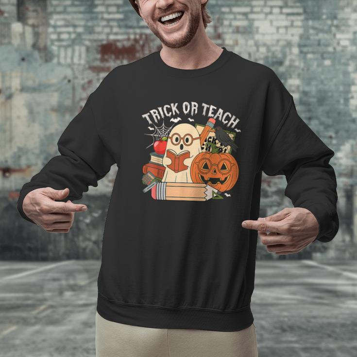 Trick Or Teach Retro Halloween Teacher Women Men Costume Men Graphic Sweatshirt, gift for family, gift for coworker