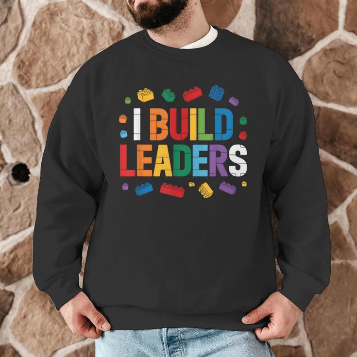 I Build Leaders Bricks Building Blocks Teacher Brick Builder Men Graphic Sweatshirt, novelty gifts, funny gifts
