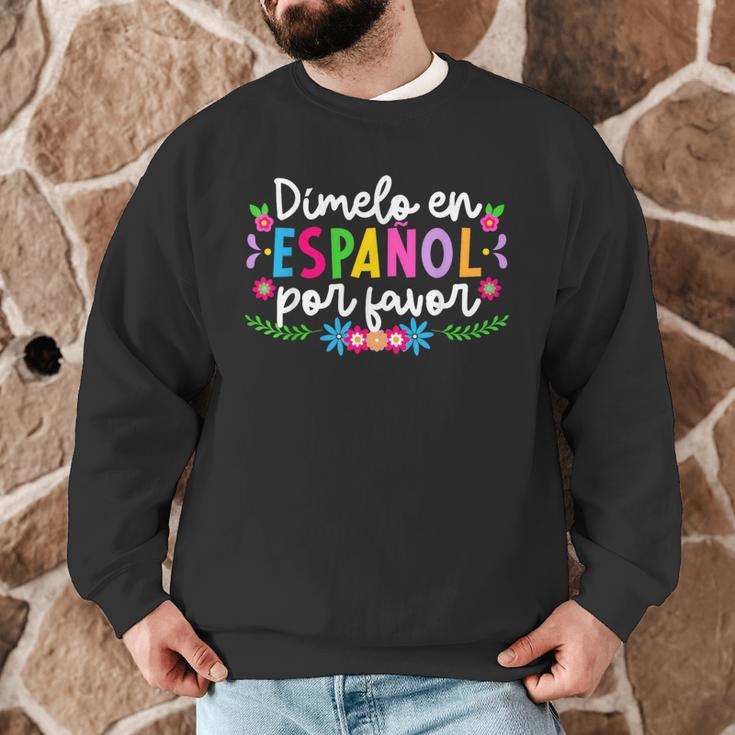 Dimelo En EspañOl Maestra De EspañOl Spanish Teacher Men Graphic Sweatshirt, novelty gifts, funny gifts Dimelo En EspañOl Maestra De EspañOl Spanish Teacher Men Graphic Sweatshirt, novelty gifts, funny gifts