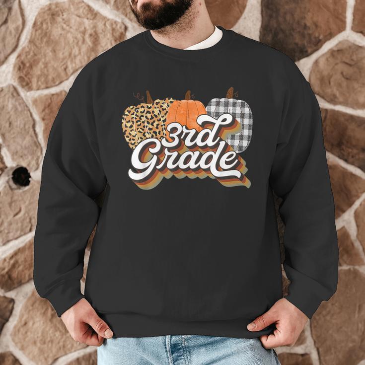 Fall Teacher Shirt 3rd Grade Teacher Retro Halloween Pumpkin Men Graphic Sweatshirt, novelty gifts, funny gifts Fall Teacher Shirt 3rd Grade Teacher Retro Halloween Pumpkin Men Graphic Sweatshirt, novelty gifts, funny gifts