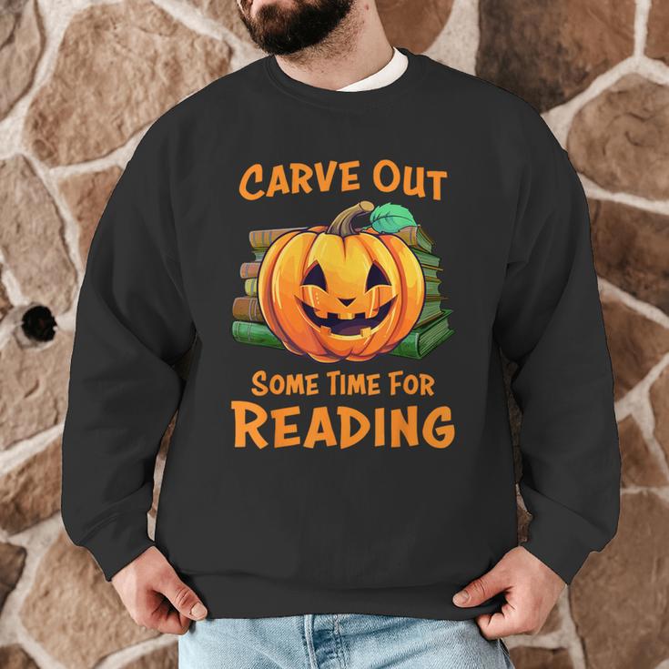 Halloween Teacher Librarian Pumpkin Reading Books Men Women Kids Men Graphic Sweatshirt, novelty gifts, funny gifts