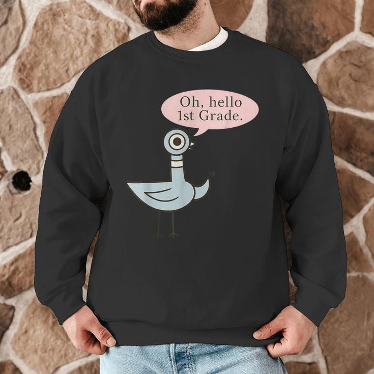 Oh Hello First Graders Cute Pigeon 1st Grade Teacher Men Graphic Sweatshirt, novelty gifts, funny gifts