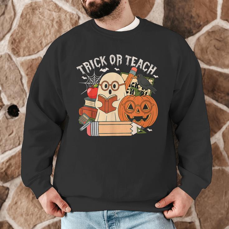 Trick Or Teach Retro Halloween Teacher Women Men Costume Men Graphic Sweatshirt, novelty gifts, funny gifts