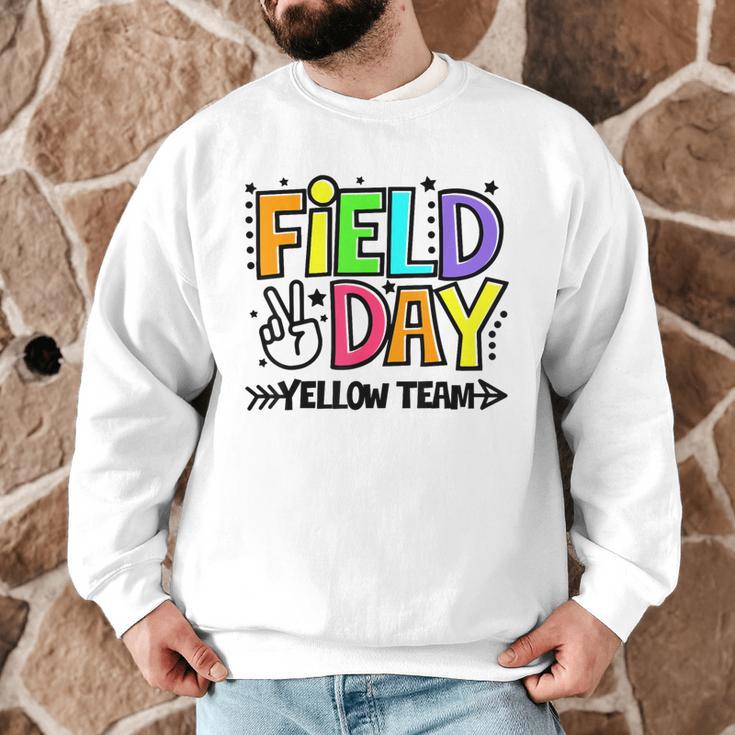 Field Day Yellow Team For Teacher Kids Field Day Games Men Graphic Sweatshirt, novelty gifts, funny gifts Field Day Yellow Team For Teacher Kids Field Day Games Men Graphic Sweatshirt, novelty gifts, funny gifts