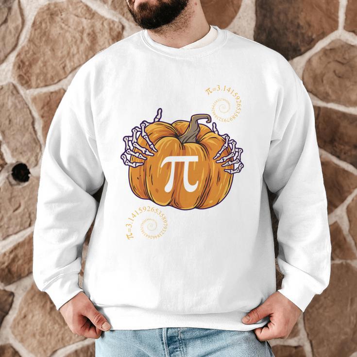 Pi Day Pumpkin Pi Math Teacher Halloween Costume Men Graphic Sweatshirt, novelty gifts, funny gifts Pi Day Pumpkin Pi Math Teacher Halloween Costume Men Graphic Sweatshirt, novelty gifts, funny gifts