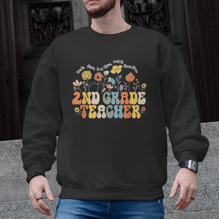 2nd Second Grade Teacher Appreciation Teaching Wildflowers Men Graphic Sweatshirt