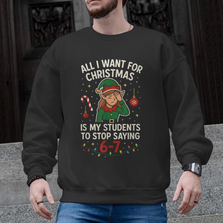 6-7 Students Saying 67 Xmas Six Seven Teacher Christmas Men Graphic Sweatshirt