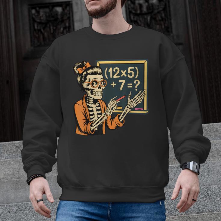 67 Teacher Halloween Skeleton Men Graphic Sweatshirt