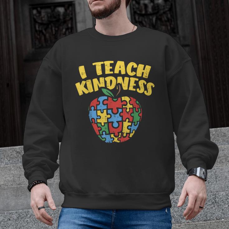 Autism Teacher Shirt I Teach Kindness Apple Puzzle Awareness Men Graphic Sweatshirt