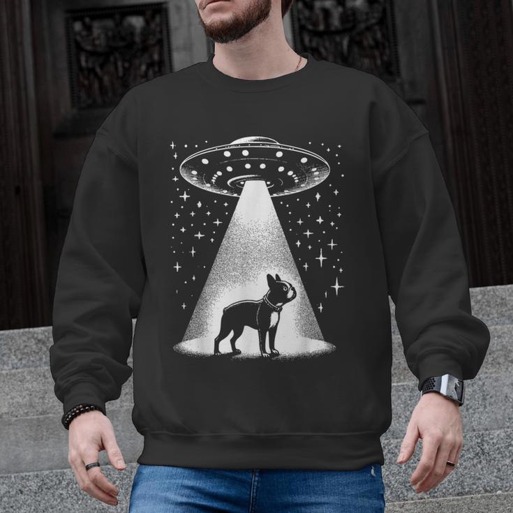Boston Terrier Mom Dad Dog Alien UFO For Men Women Men Graphic Sweatshirt
