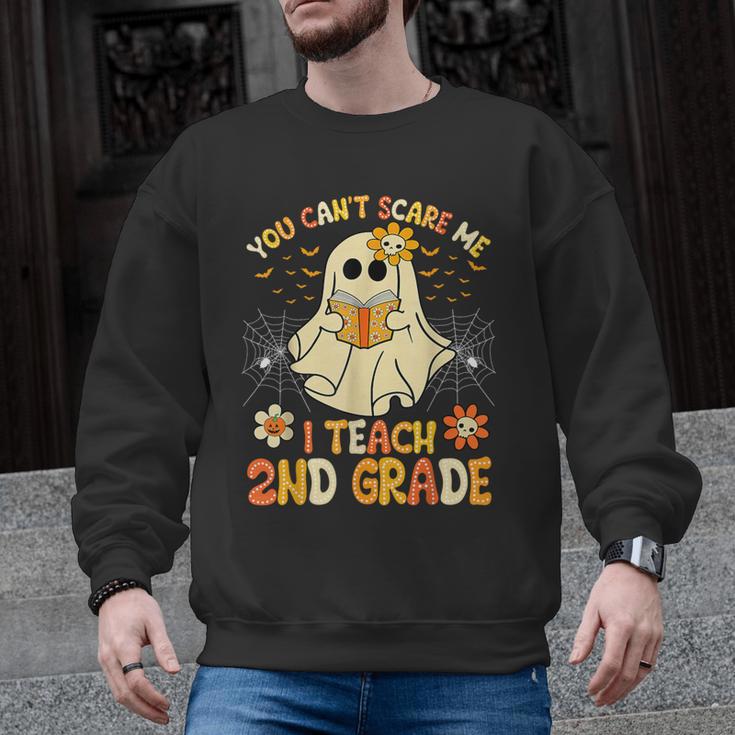 You Can't Scare Me I Teach 2nd Grade Halloween Teacher Ghost Men Graphic Sweatshirt