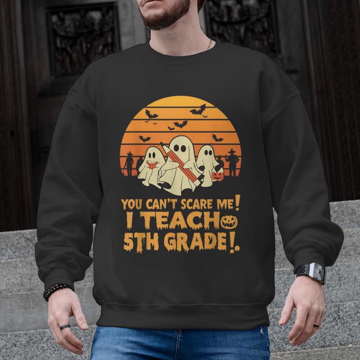 You Can't Scare Me I Teach 5th Grade Teacher Halloween Men Women Kids Men Graphic Sweatshirt