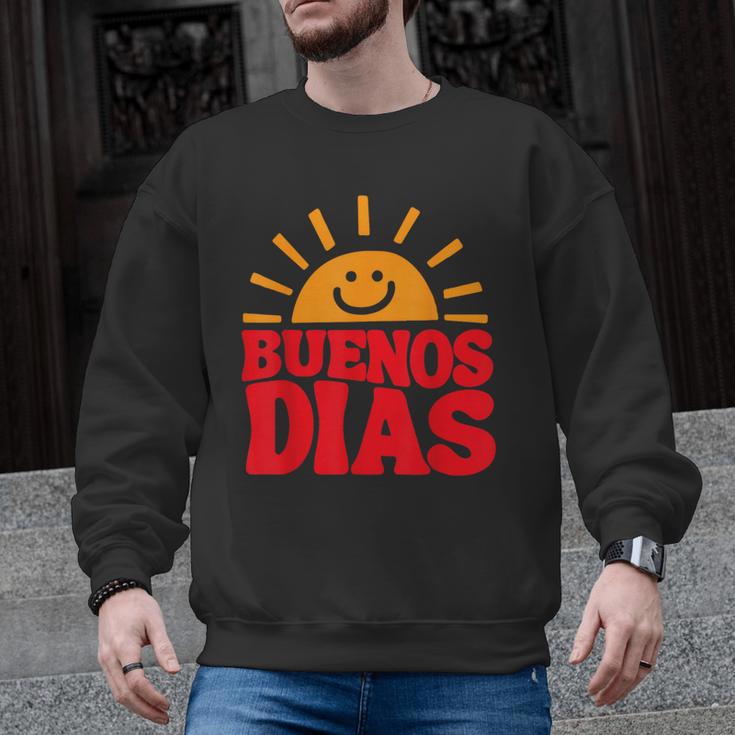 Cute Bilingual Spanish Teacher Buenos Dias Sunshine Men Graphic Sweatshirt